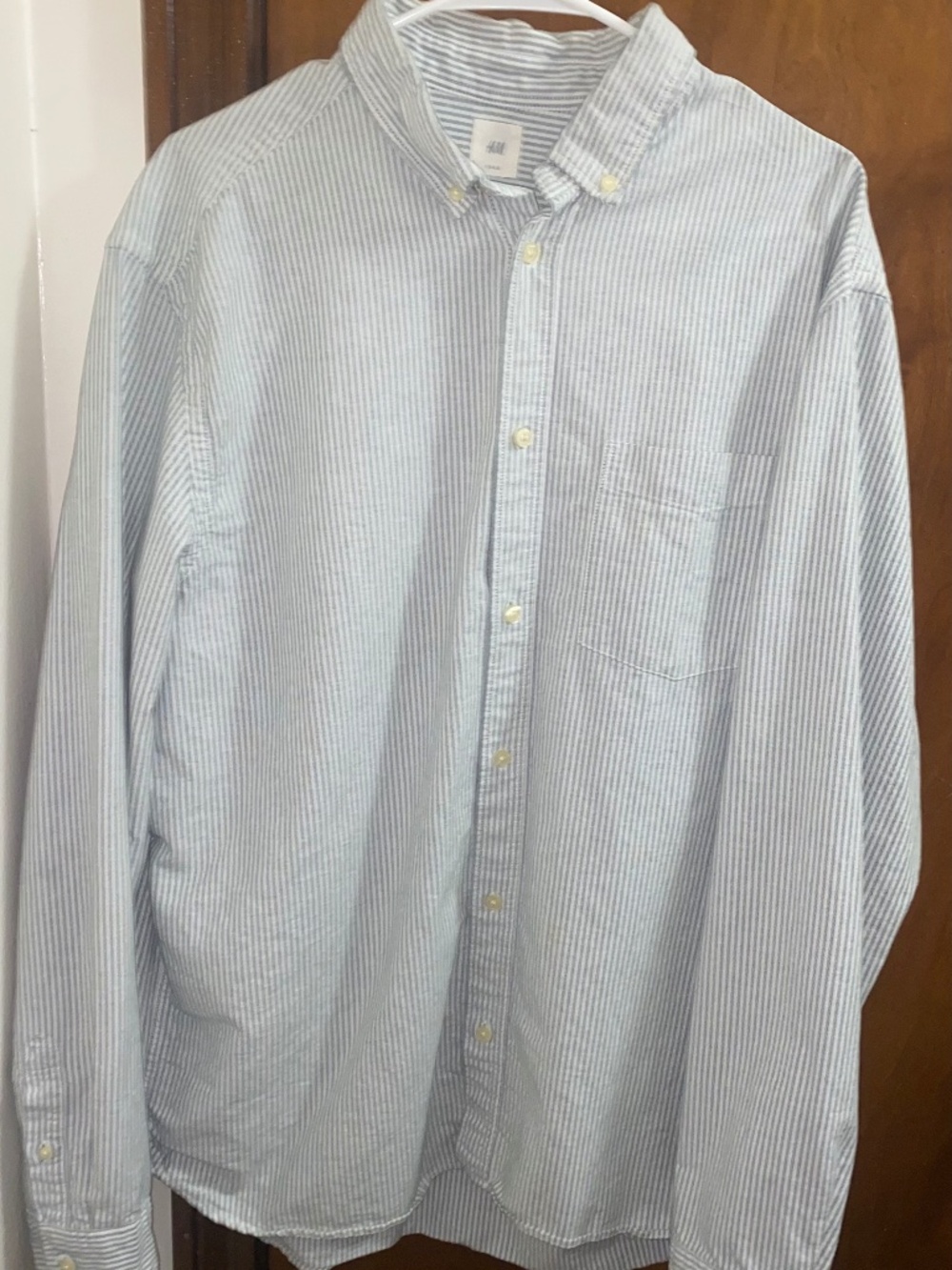H&M L.O.G.G. Men’s XL Blue White Striped Long Sleeve Button Down Shirt